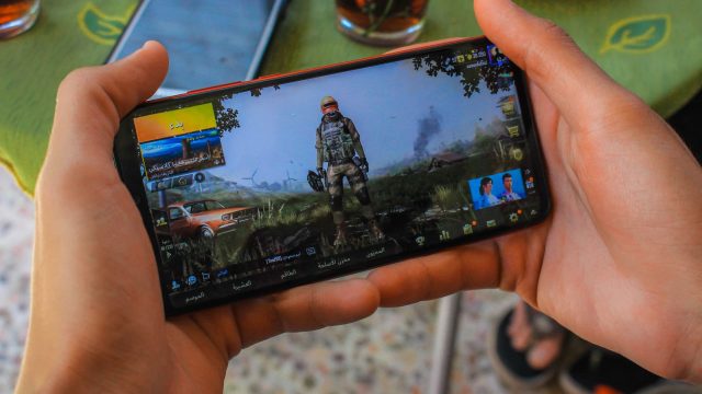 Mengatasi HP Panas Saat Main Game Mengatasi HP Panas Saat Main Game